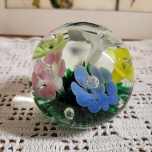 Art Glass Flower Paperweight Joe Rice Controlled Bubbles 3"